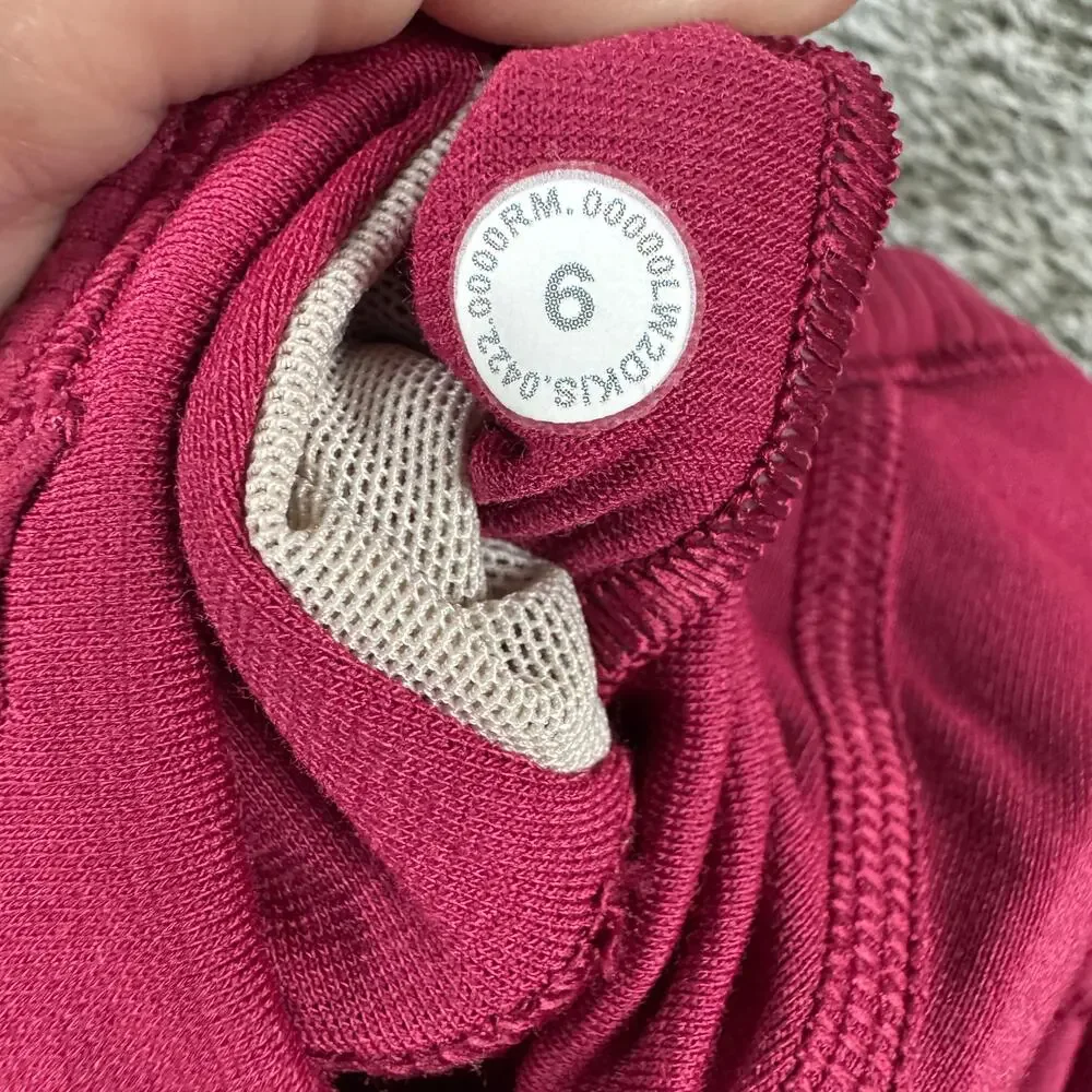 Lululemon Ribbed Nulu High Neck Bra B/C Women's 6